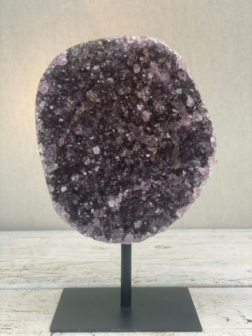 010 paarse amethist op pin brazilie nr 010 1