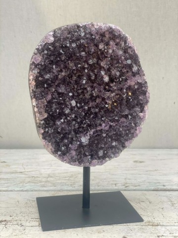 010 paarse amethist op pin brazilie nr 010 2