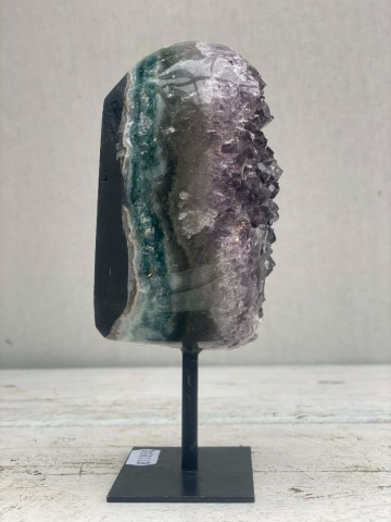 012 paarse amethist op pin brazilie nr 012 2