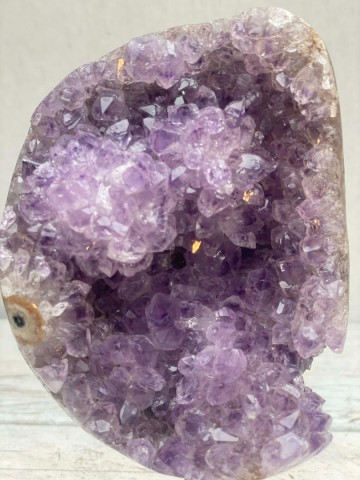 013 paarse amethist op pin brazilie nr 013 2