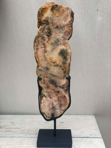 019 roze amethist in standaard patagonie  argentinie nr 019 3