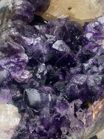 023 paarse amethist met calcietkristal uruguay nr 023 9