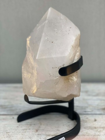 027 bergkristal op standaard arkansas nr 027 5