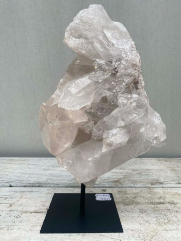 029 bergkristal op standaard arkansas nr 029 6