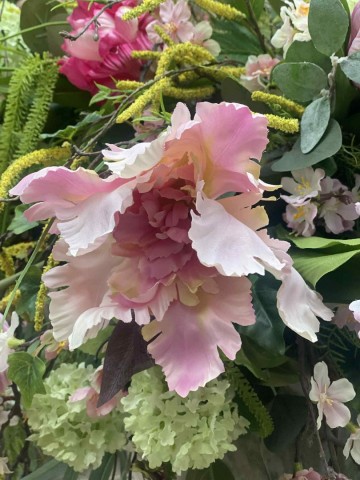 110 bloemstuk zijden tulpen en prunus nr 110 4