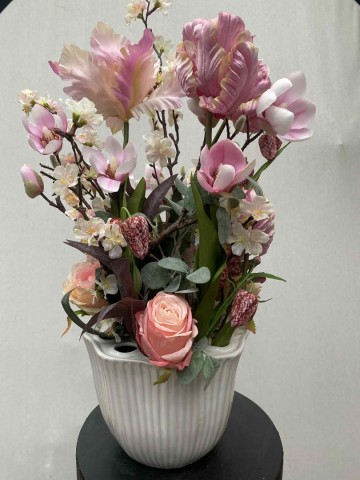 113 bloemstuk zijden tulpen en prunus nr 113 3