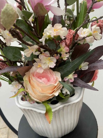 113 bloemstuk zijden tulpen en prunus nr 113 4