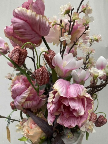 113 bloemstuk zijden tulpen en prunus nr 113 5