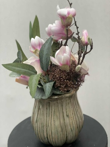 116 bloemstuk zijden rozen en magnolia nr 116 2