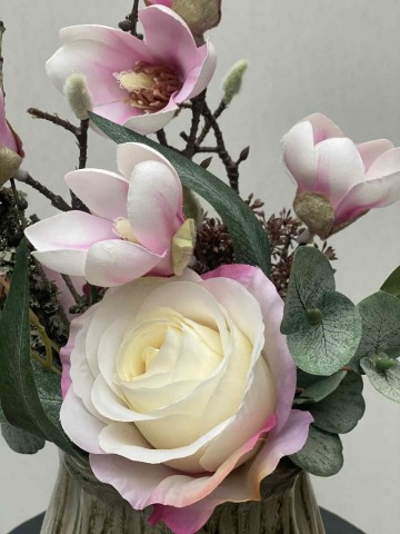116 bloemstuk zijden rozen en magnolia nr 116 4