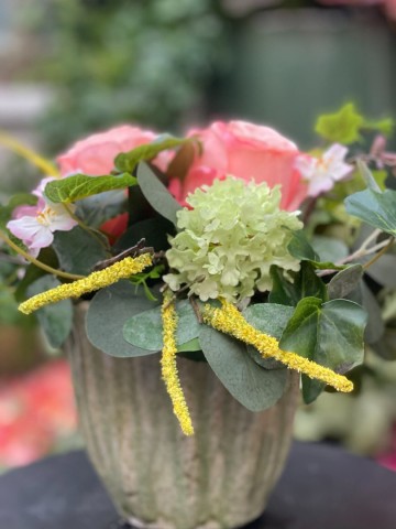 132 bloemstuk zijden rozen en prunus nr 132 4