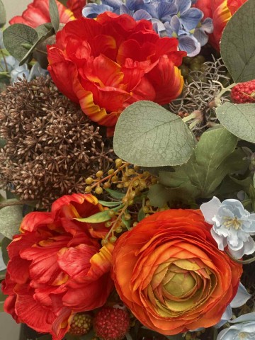 63 bloemstuk zijden tulpen en ranonkel nr 63 6